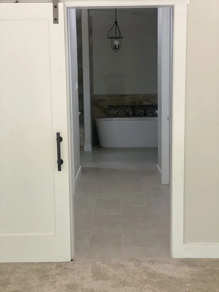 bathroom gallery 25 - Color Interiors Design Center