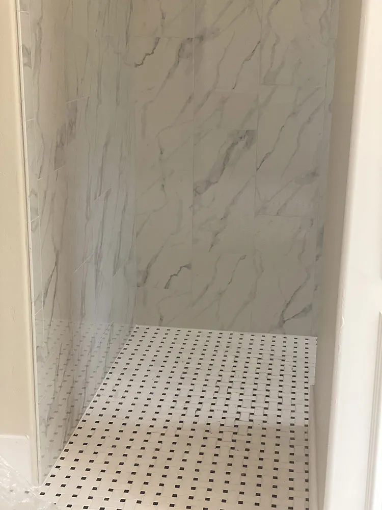 bathroom gallery 32 - Color Interiors Design Center