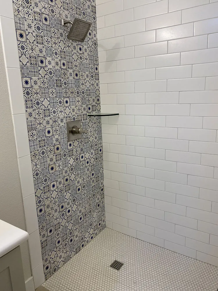 bathroom gallery 36 - Color Interiors Design Center