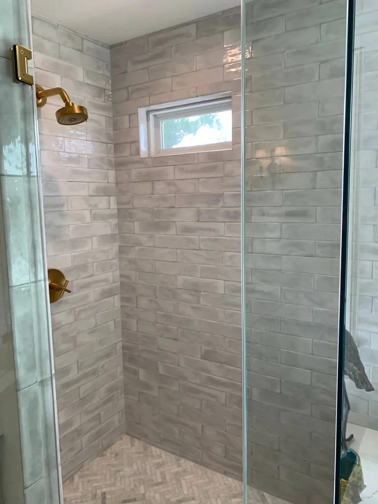bathroom gallery 78 - Color Interiors Design Center