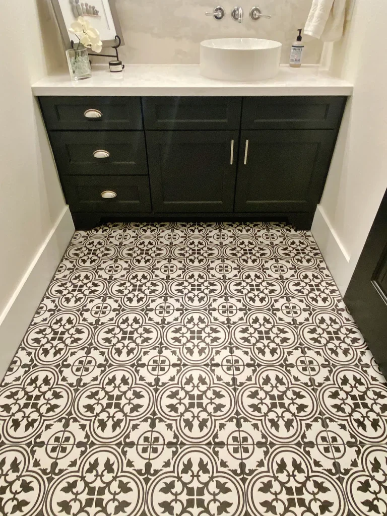 bathroom gallery 86 - Color Interiors Design Center