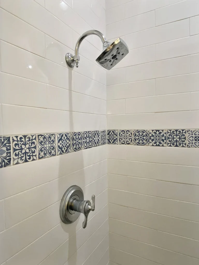 bathroom gallery 96 - Color Interiors Design Center