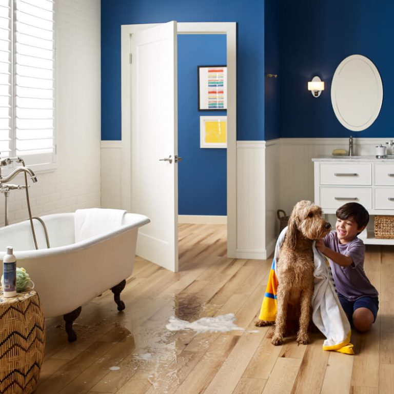 Hardwood vs Luxury Vinyl Plank: Finding the Best Wood Aesthetic for Your Home